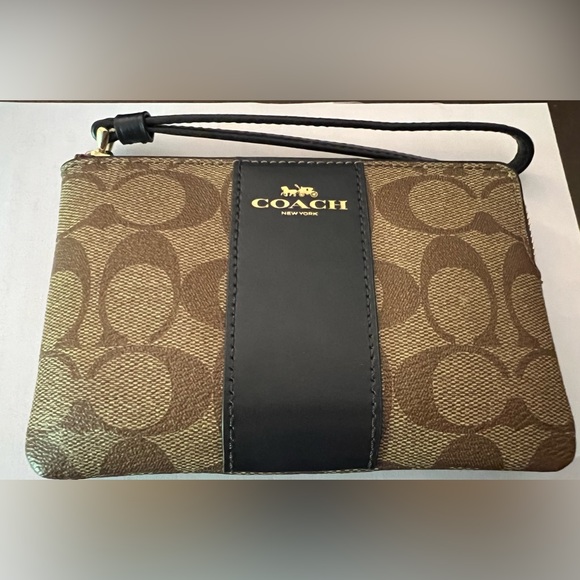 Coach Wristlet Brown New Without tags OS - Picture 1 of 2